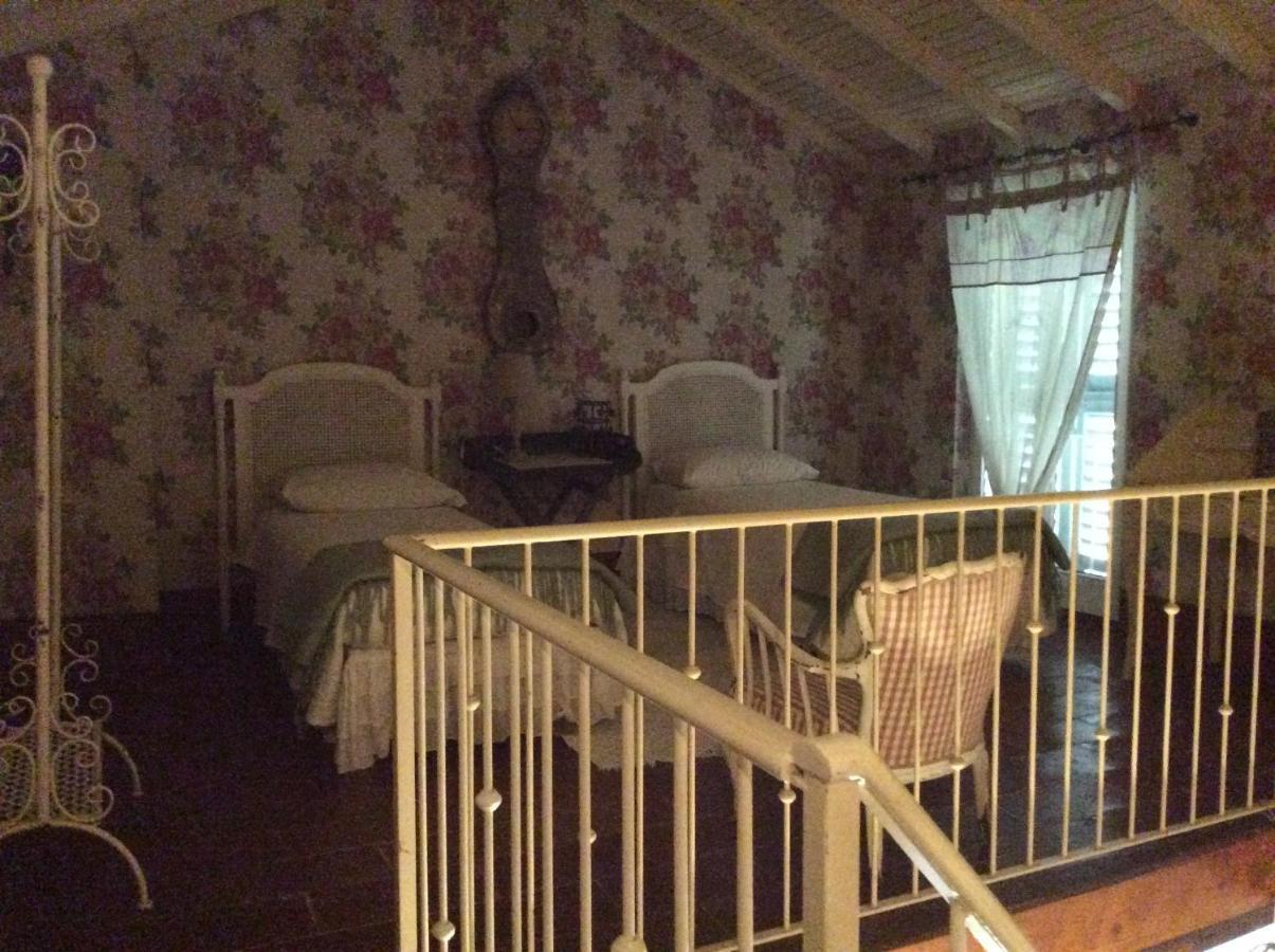 Aria Di Campagna Bed & Breakfast Lodi Ngoại thất bức ảnh
